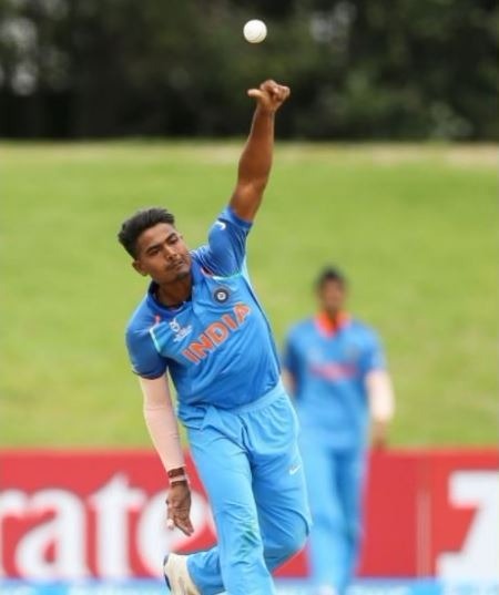 U19 WC: Anukul picks up four, India bowl out Zimbabwe for 154 U19 WC: Anukul picks up four, India bowl out Zimbabwe for 154