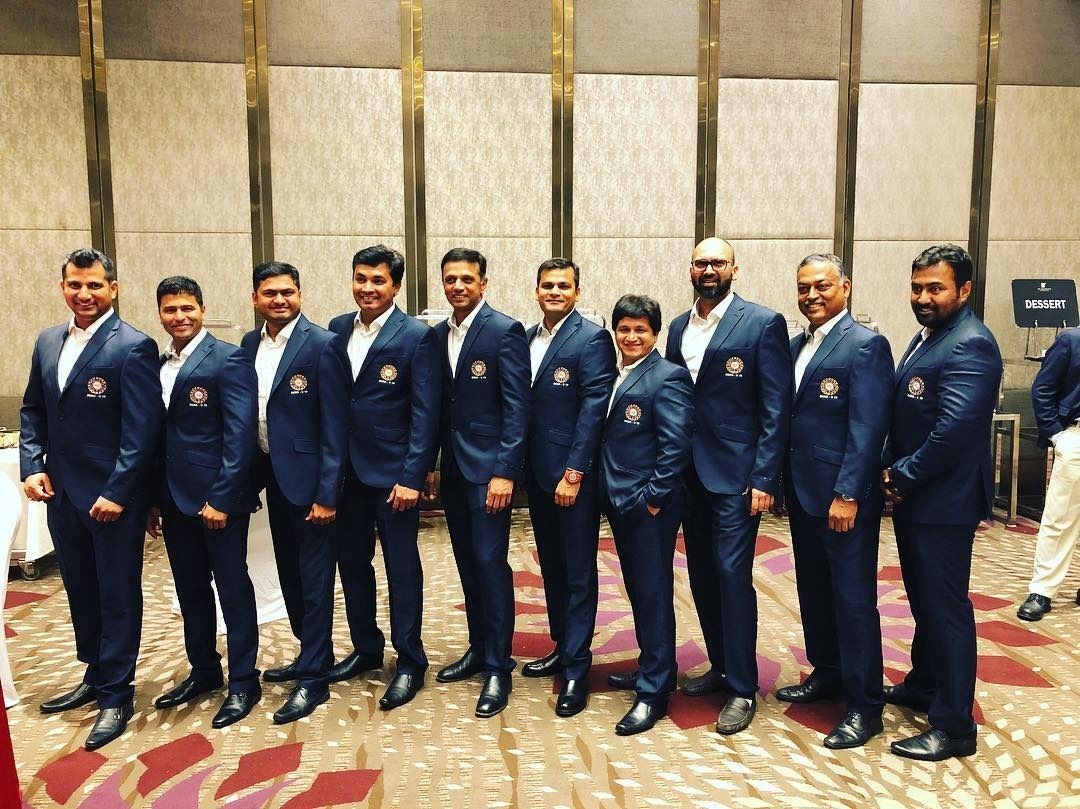 कोच राहुल द्रविड़ ने दिखाया बड़ा दिल, खुद का नुकसान कर दिलवाया दूसरो को पैसा