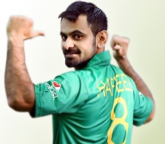 ‘दूसरा’ के समर्थन में आए खुद गेंदबाज़ी से मेहरूम मोहम्मद हफीज