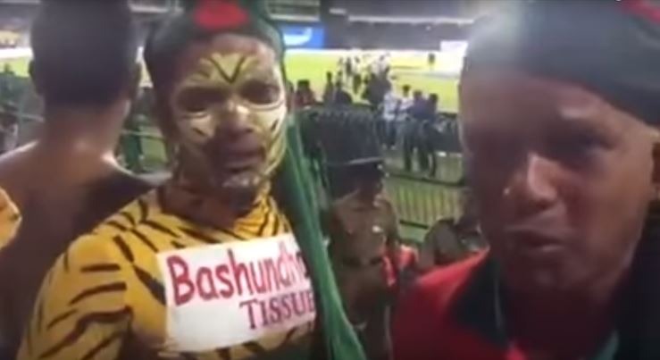 WATCH: Sri Lankan supporters attack Bangladeshi fans after defeat in ill-tempered T20 WATCH: Sri Lankan supporters attack Bangladeshi fans after defeat in ill-tempered T20