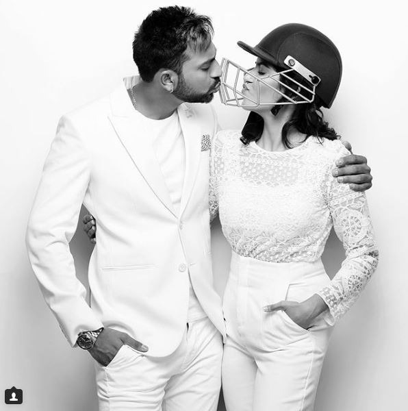 The elder brother of Team India all-rounder Hardik Pandya, Krunal, is all set start a new innings. The Mumbai Indians all-rounder will tie the knot with Pankhuri Sharma on December 27.rn