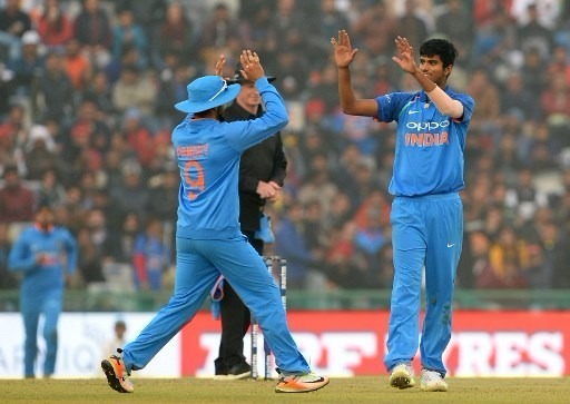 LIVE: India to bowl, Sundar makes his T20I debut LIVE: India to bowl, Sundar makes his T20I debut