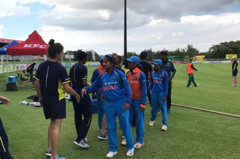 INDwVsSAw: T20 में भी सीरीज़ जीत पर हरमनप्रीत एंड कंपनी की निगाहें INDwVsSAw: T20 में भी सीरीज़ जीत पर हरमनप्रीत एंड कंपनी की निगाहें