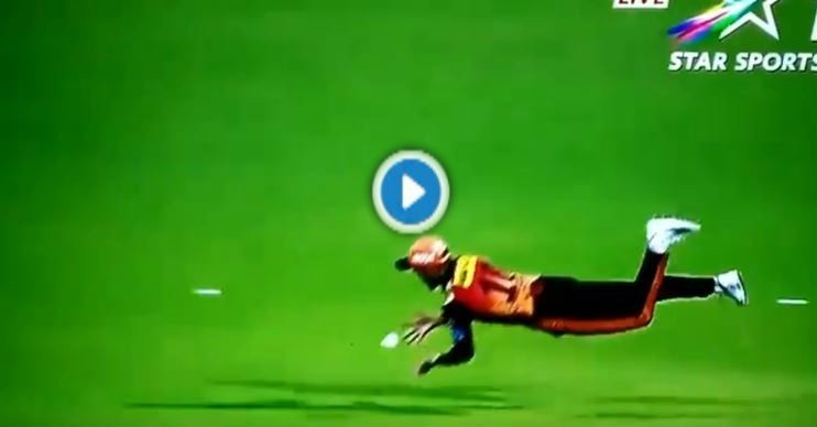 WATCH: Pandey takes breathtaking catch against Kolkata WATCH: Pandey takes breathtaking catch against Kolkata
