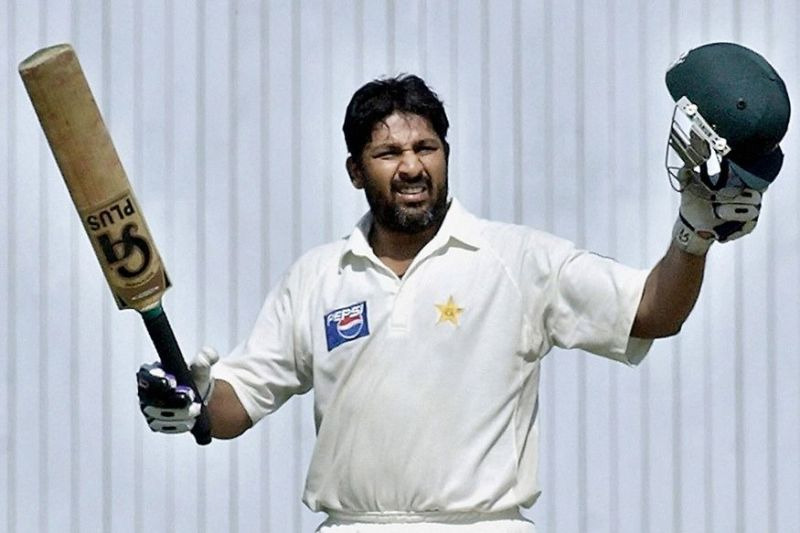 इस लिस्ट में पांचवें नंबर पर पाकिस्तान की टीम जिसने 2002 में लाहौर में खेले गए टेस्ट में न्यूजीलैंड को पारी और 324 रन से हराया था. पाकिस्तान ने पहली पारी में 643 रन बनाए थे जिसमें इंजमाम उल हक ने 329 रनों की पारी खेली थी. जवाब में न्यूजीलैंड की पहली पारी 73 और दूसरी पारी 246 रनों पर सिमट गई थी. शोएब अख्तर ने पहली पारी में छह विकेट लिए थे.