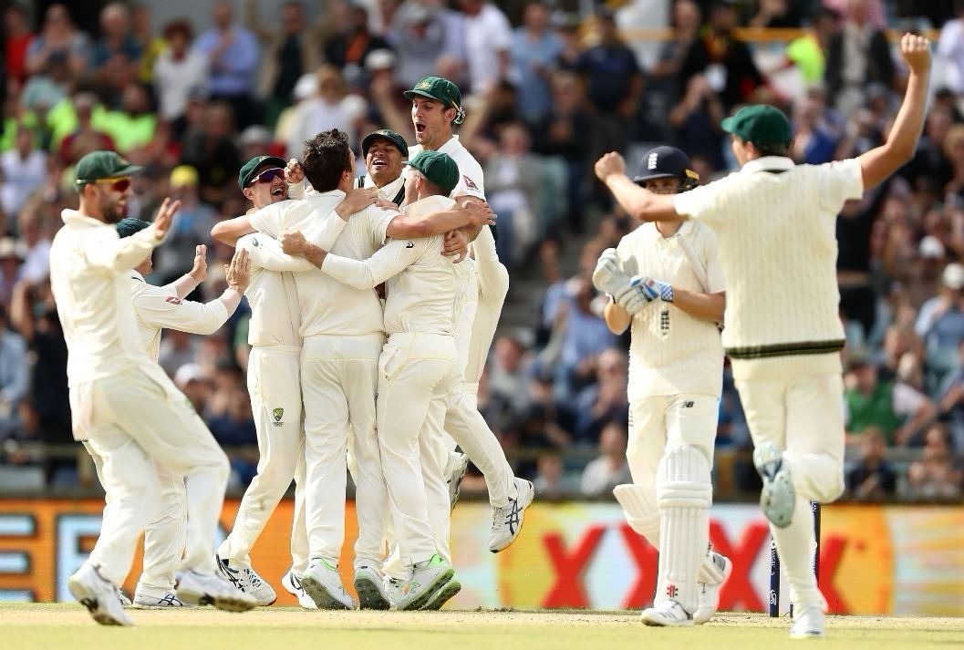 Australia beat rain, damp pitch and England to reclaim Ashes Australia beat rain, damp pitch and England to reclaim Ashes