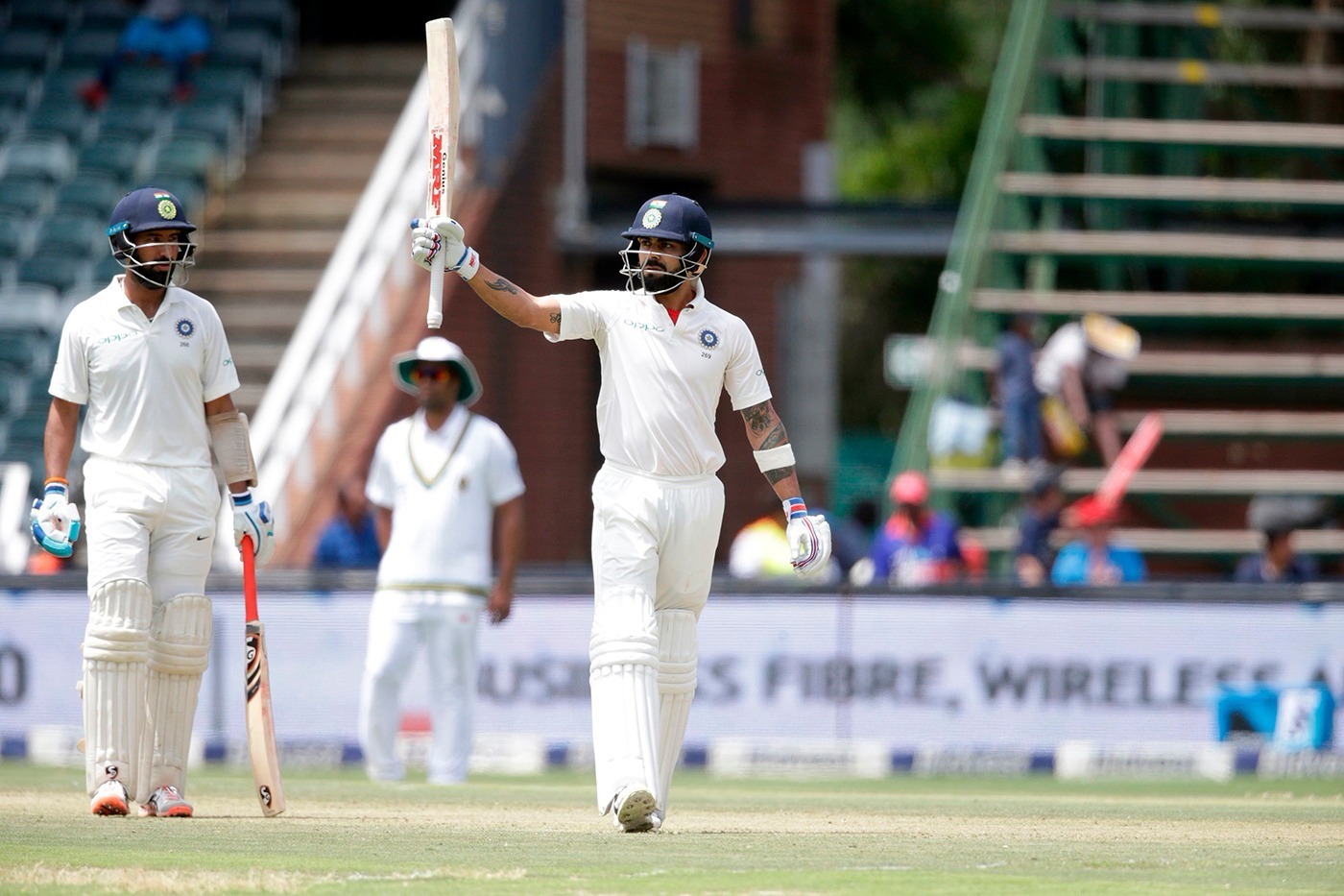 RECORD: टेस्ट क्रिकेट में भारत के सबसे बड़े कप्तान बने कोहली RECORD: टेस्ट क्रिकेट में भारत के सबसे बड़े कप्तान बने कोहली RECORD: टेस्ट क्रिकेट में भारत के सबसे बड़े कप्तान बने कोहली