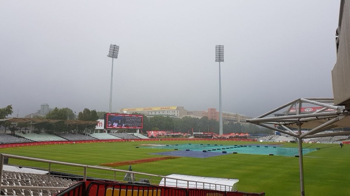 LIVE: Heavy rain delays start of Day 3 with SA leading by 142 LIVE: Heavy rain delays start of Day 3 with SA leading by 142