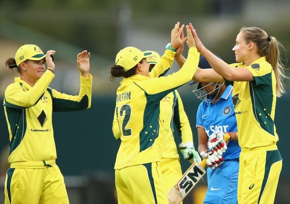 Mithali's India slump to another defeat, Australian women take series Mithali's India slump to another defeat, Australian women take series